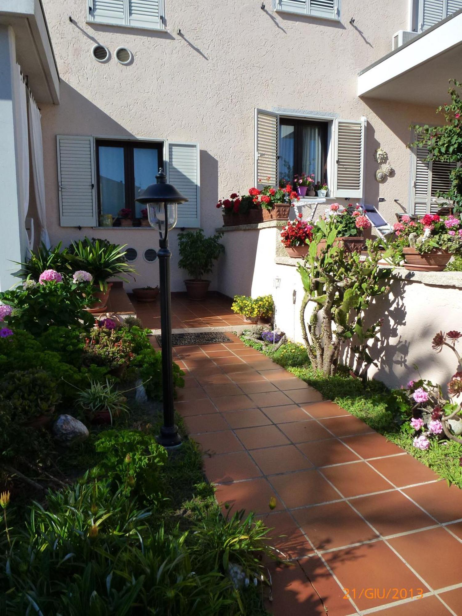 Ajo Da Patrizia Bed & Breakfast Санта Тереза Галура Екстериор снимка